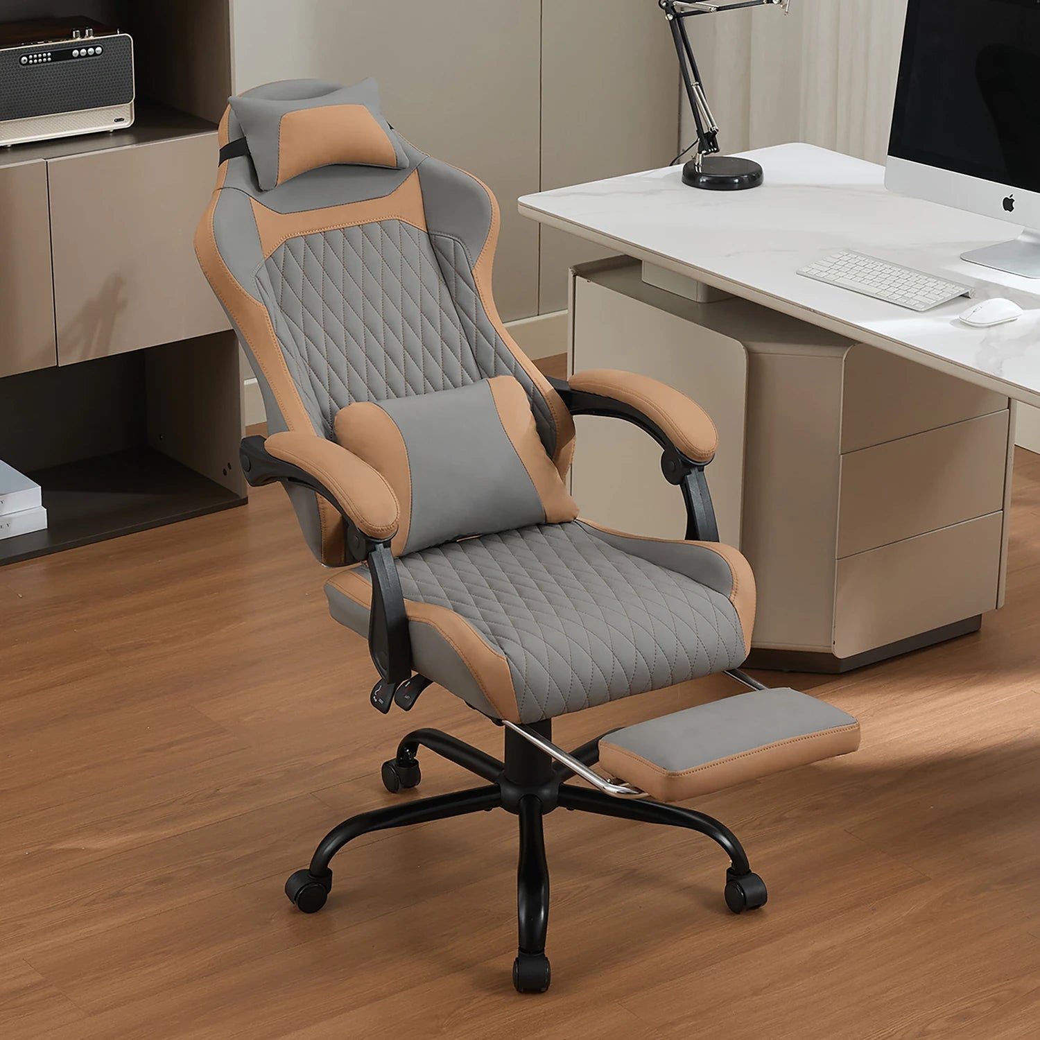Chaise de bureau ergonomique en similicuir gris