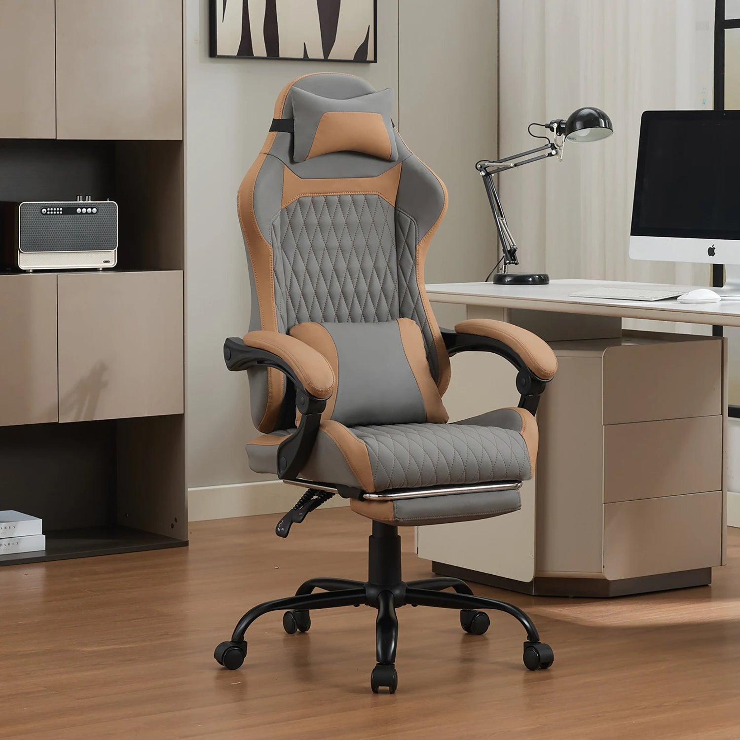 Chaise de bureau ergonomique en similicuir gris