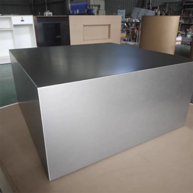 Table basse carrée moderne en acier pour salon