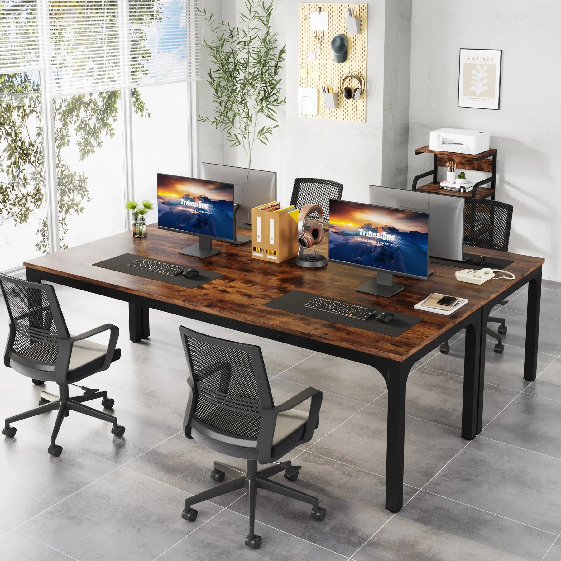 Bureau long en bois avec double espaces de travail
