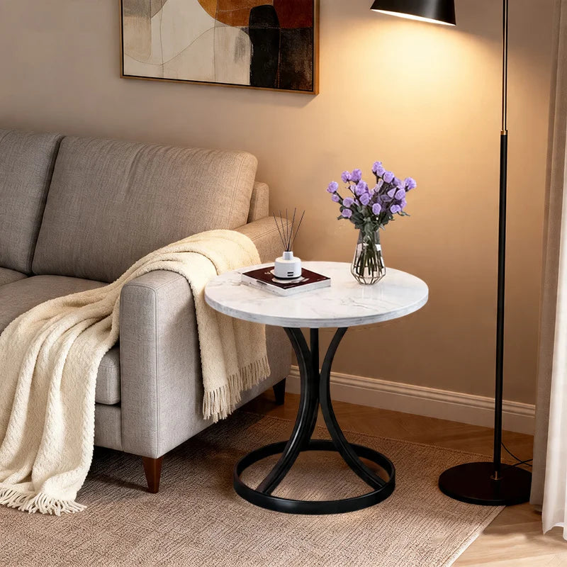 Table d'appoint pour salon moderne effet marbre