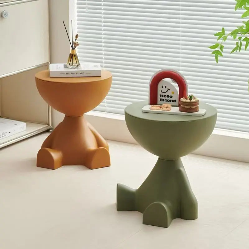 Table d'appoint moderne style dessin animé