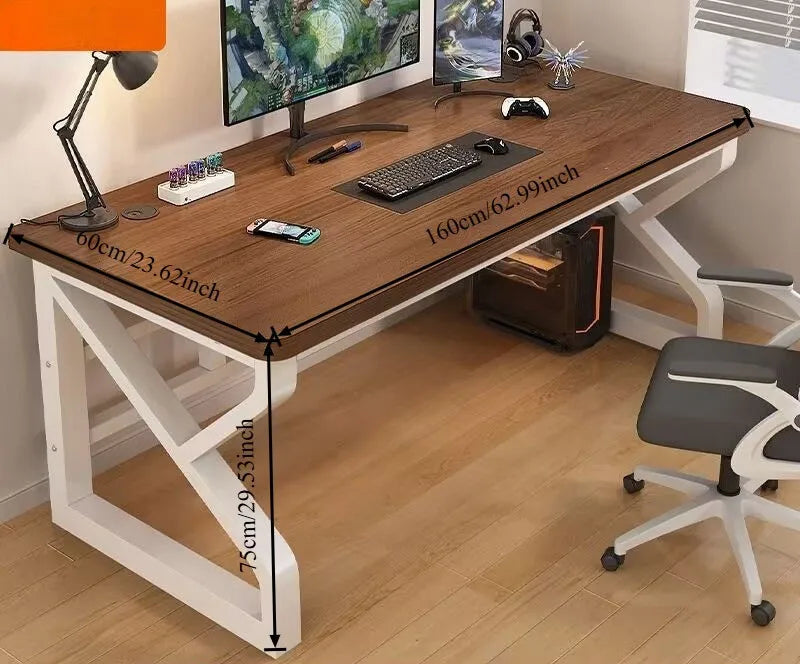 Bureau large minimaliste de travail