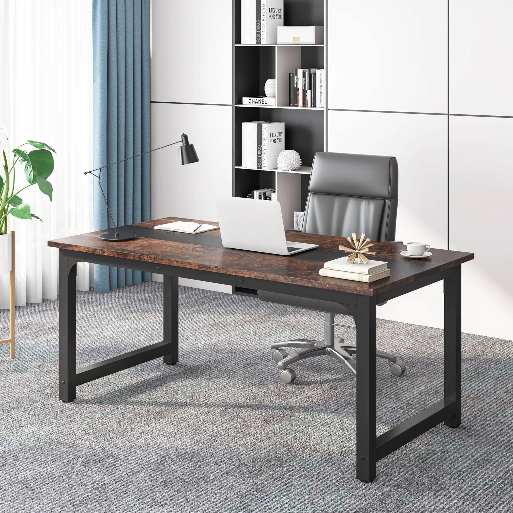 Bureau large de travail en bois