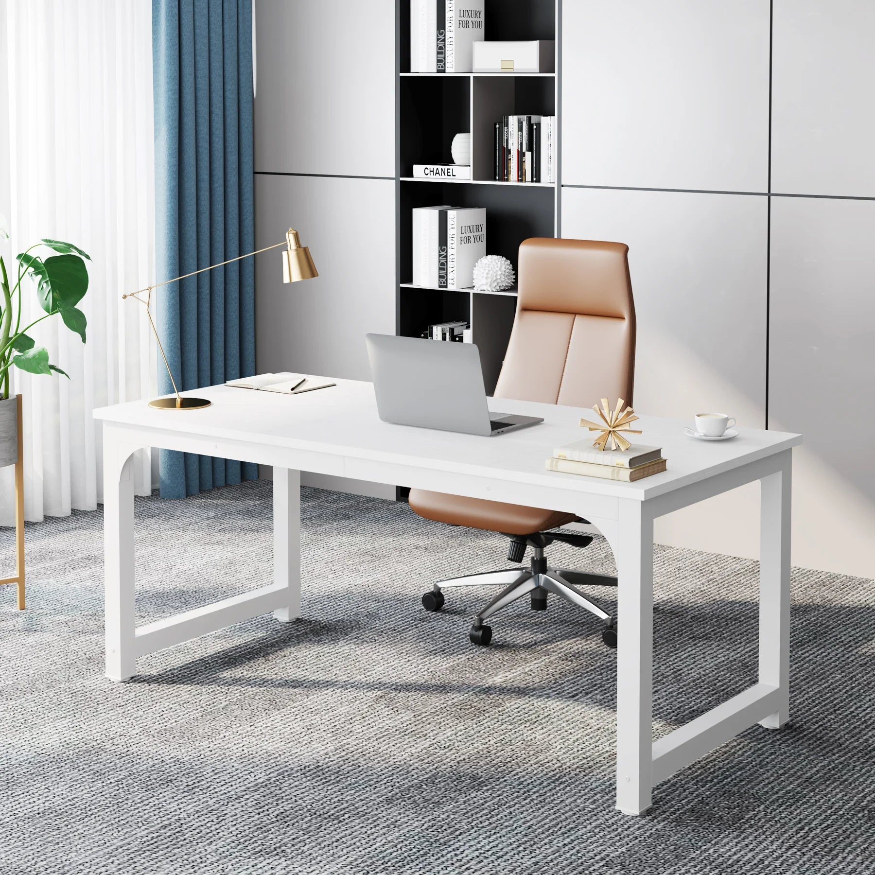 Bureau large de travail en bois