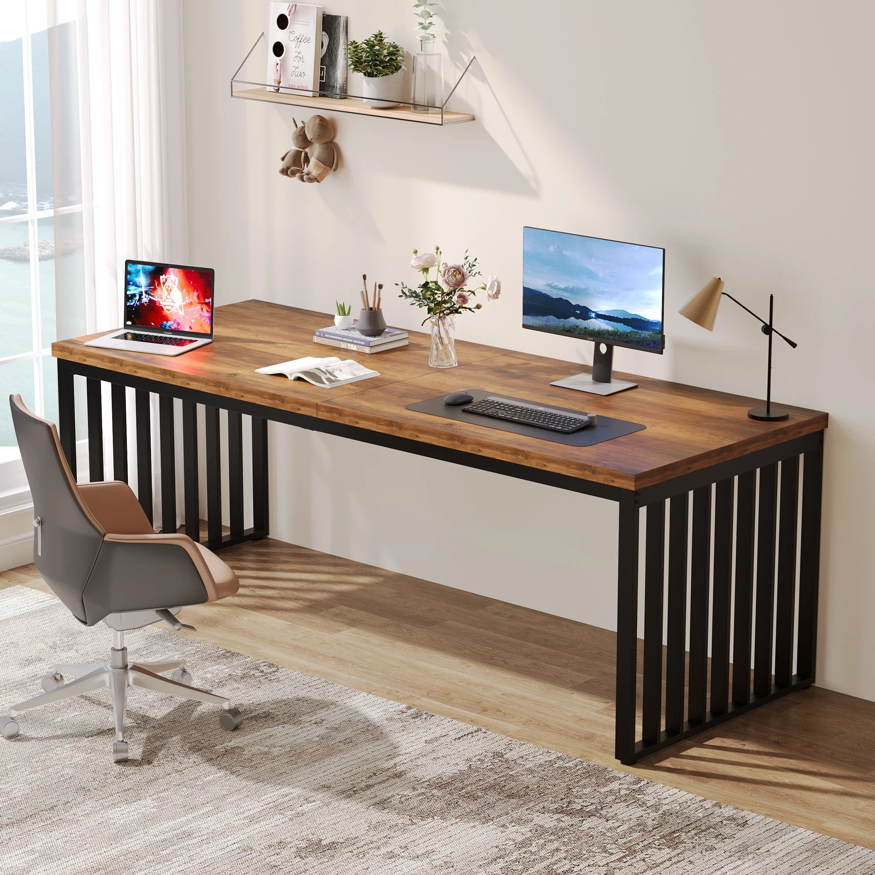 Bureau de travail industriel en bois