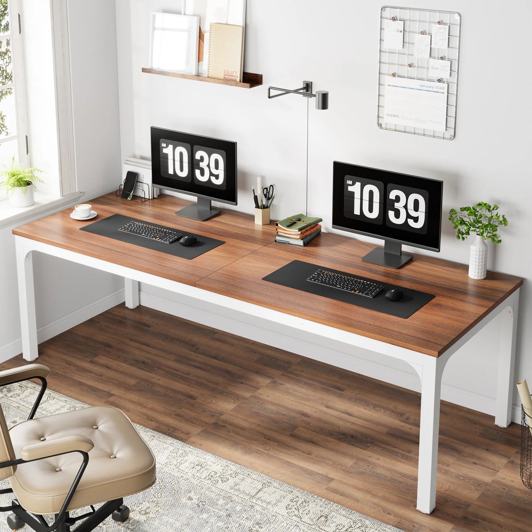 Bureau long en bois avec double espaces de travail