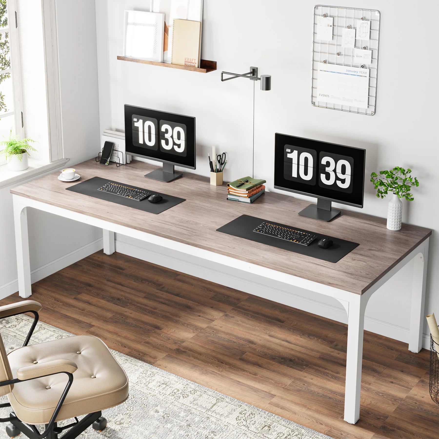 Bureau long en bois avec double espaces de travail