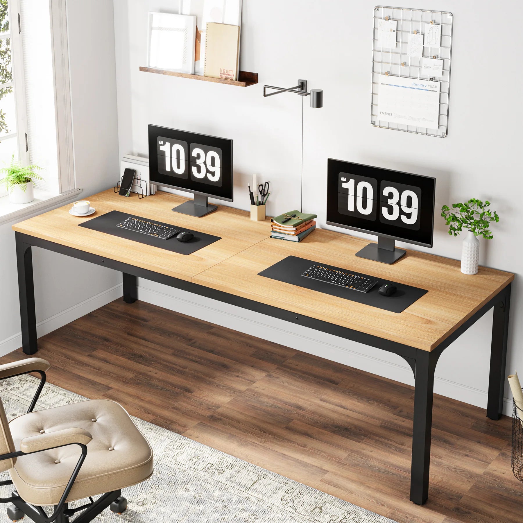 Bureau long en bois avec double espaces de travail