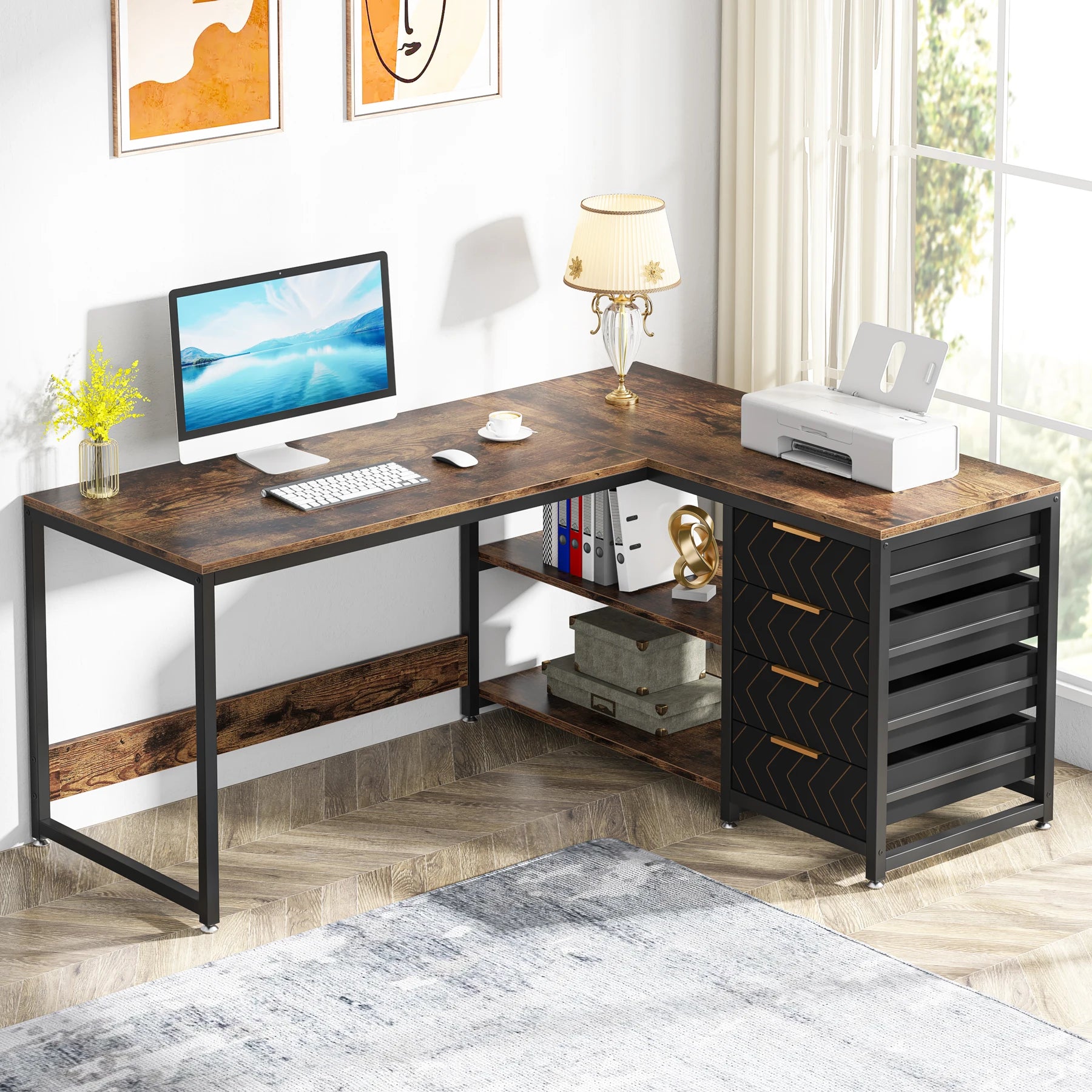 Bureau d'angle en bois avec rangement minimaliste