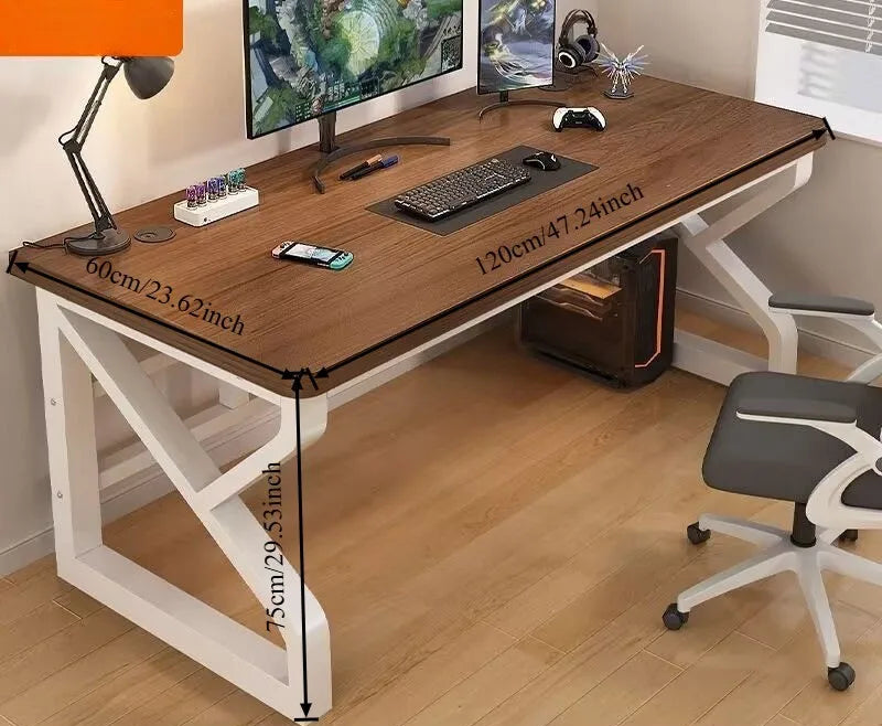 Bureau large minimaliste de travail
