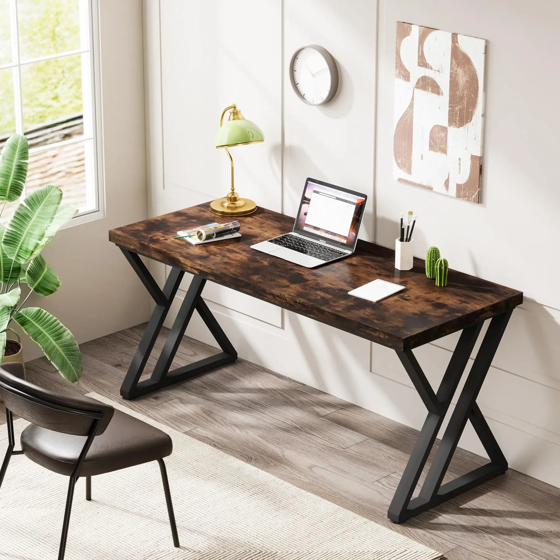 Bureau de travail minimaliste en bois et métal